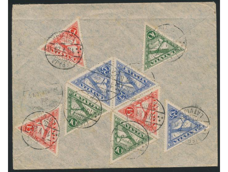 Luftpost-Einschreibbrief von Liepaja 19.5.28 nach Ungarn, rückseitig je drei Flugpostmarken zu 10, 15 und 25 S. (Gesamtfranka