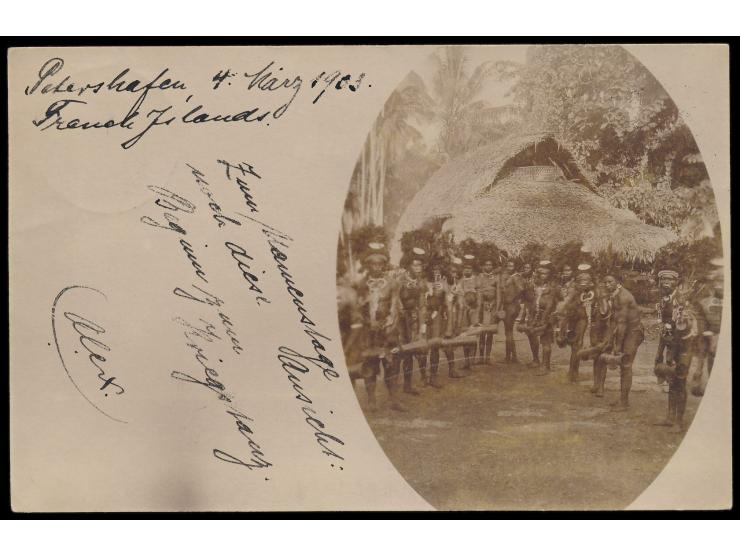 Foto-Ansichtskarte "Beginn zum Kriegstanz" (Privataufnahme), geschrieben in  "Petershafen, 4. März 1903, French Islands"  (Ha