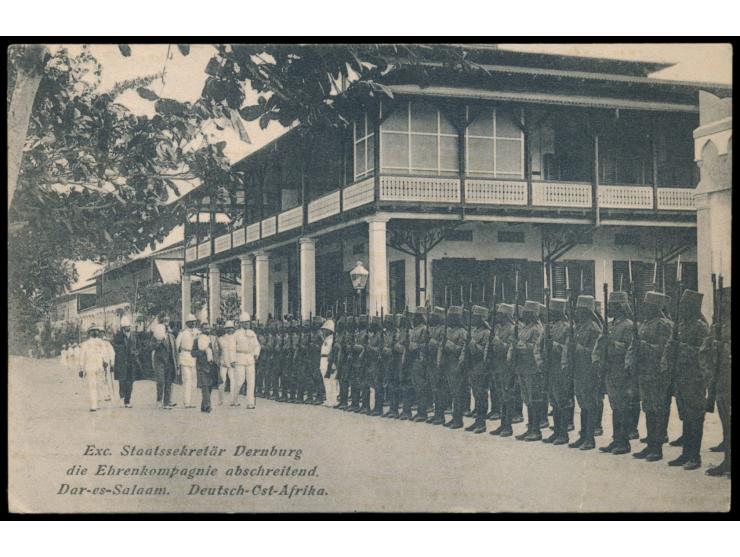 Ansichtskarte  "Exc. Staatssekretär Dernburg die Ehrenparade abschreitend. Dar-es-Salaam." , Verlag C. Vincenti, Frankatur 2 