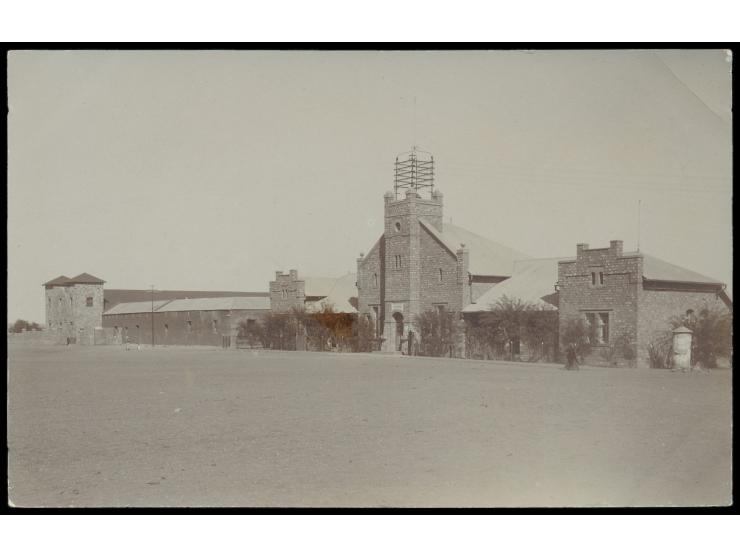 Foto-Ansichtskarte &nbsp;Keetmanshoop - Neues Postgebäude, &nbsp;seltene Privataufnahme, ungebraucht, ca. 1912
Stichwörter: A