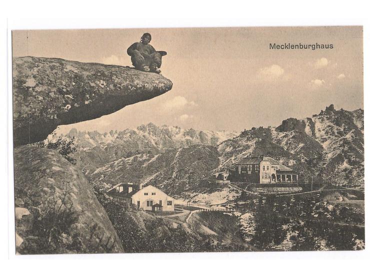 Ansichtskarte  Mecklenburghaus,  Verlag Max Grill, ungebraucht, ca. 1914
Stichwort: Ansichtskarten / Reklamekarten und -umsch