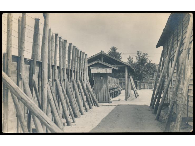Kurume,  Foto-Ansichtskarte mit seltener Innenansicht des Lagers (Zaun, Baracken), undeutlicher Lagerstempel, roter Postleits