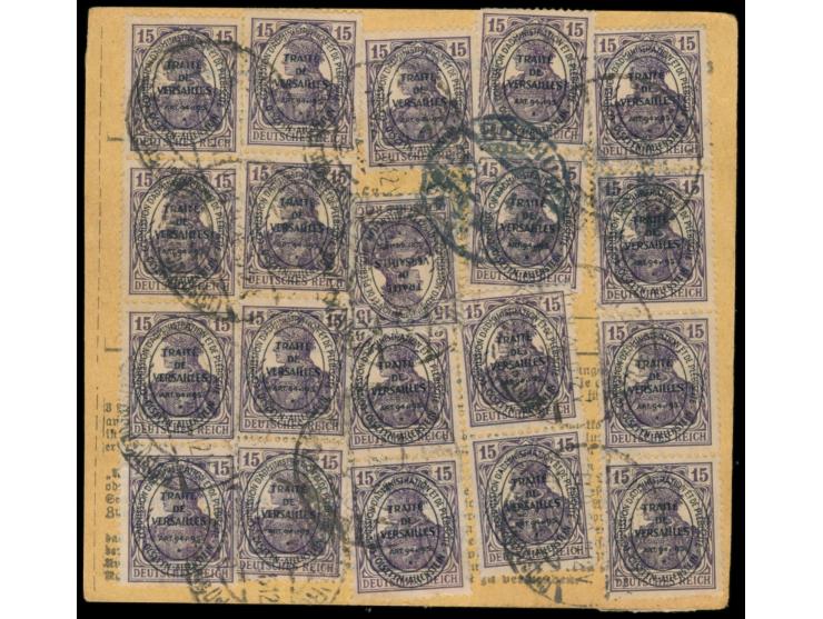 Wert-Paketkarte  mit vorderseitig 5 x  Dt. Reich  50 Pf. (1 x beschädigt), und rückseitig Massenfrankatur von  2. Ausgabe  20