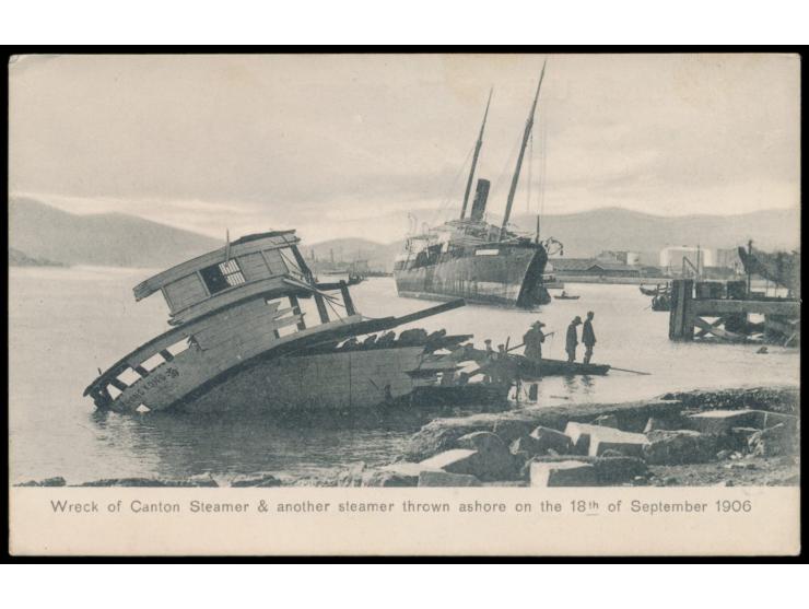 Ansichtskarte  Wreck of Canton Steamer &amp; another steamer thrown ashore on the 18th of September 1906,  Verlag M. Sternber