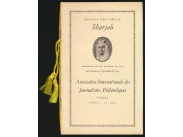 Sharjah, 2 Geschenkhefte des General Post Office &nbsp;anlässlich des AIJP-Kongresses in Wien 11.- 12.6.1965, mit Bild des Em