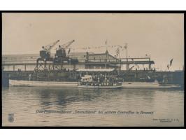 Frachttauchboot "Deutschland":  5 verschiedene Foto-Ansichtskarten des Tauchbootes (4) und der Mannschaft (1), Verlag NPG, 19