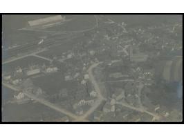 Luftschiffaufnahme  von Baden-Baden (mit Luftschiffhalle) mit 5 Pfg. Germania (Eckbug), Stempel Oos 2.4.12, Schreiber der Kar