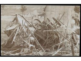 Foto- Ansichtskarte vom Absturz des Radrennfahrers und Piloten  Thadäus Robl am 18.6.1910  in Stettin, verwendet mit 5 Pfg. A