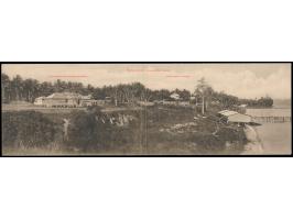 zweiteilige Klapp-Ansichtskarte von Herbertshöhe mit Gouvernementsgebäude und Kaiserl. Postamt, Frankatur 10 Pf., Stempel Her