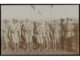 Foto-Ansichtskarte &nbsp;Soldaten-Gruppe der Schutztruppe &nbsp;(in Windhuk?), Privataufnahme, ungebraucht, ca. 1914
Stichwör