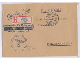 Stempel  Berlin NW Reichstag  3.8.42 und entsprechender R-Zettel auf Feldpost-Einschreibbrief des Zentralarchiv für Wehrmediz